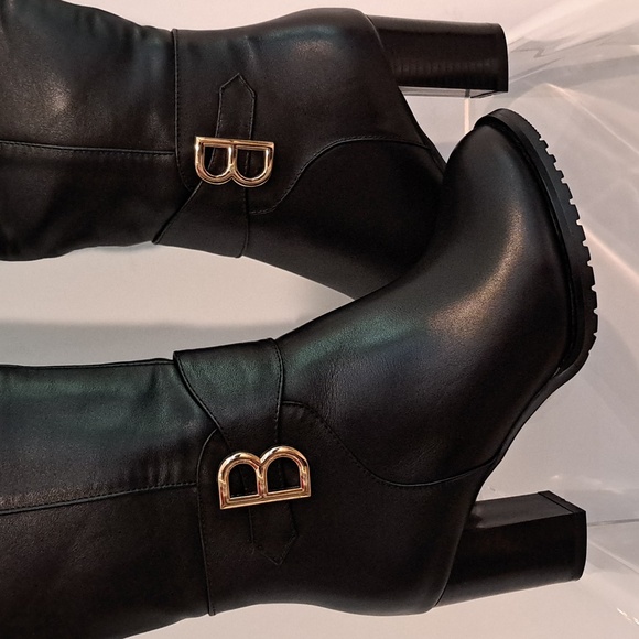 NWT Knee-High Boot with 'B' Buckle, Block Heel (Black) - TinaCus - Picture 8 of 12